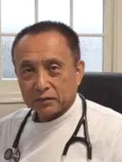 院長 医学博士 松葉 育郎の写真