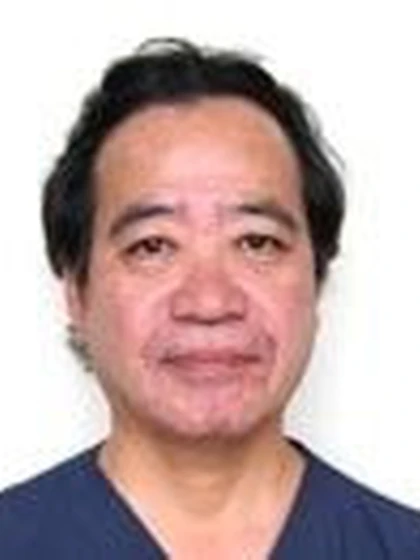 院長 知念 善昭の写真