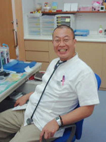院長 飴本 完二の写真