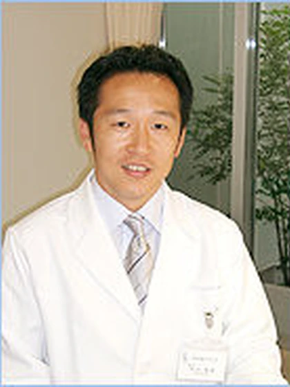 院長 医学博士 完山 泰章の写真
