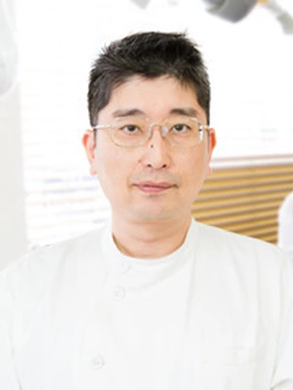 院長 歯学博士 力武 康次の写真