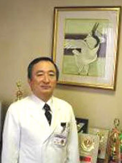院長 岸本 良博の写真