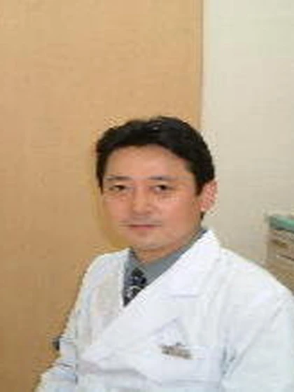 院長 医学博士 鈴木 研欽の写真