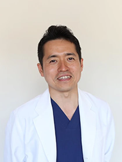 院長 医学博士 白石 良介の写真
