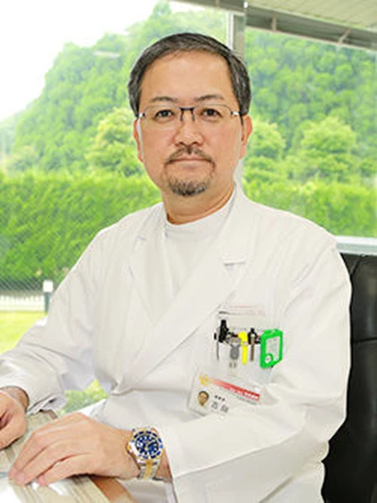 院長 医学博士 吉田 建世の写真