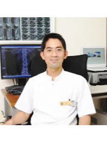 院長 諸岡 学の写真