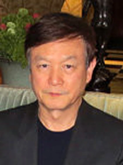 院長 医学博士 浦岡 正義の写真
