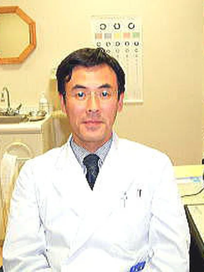 院長 医学博士 西尾 佳晃の写真