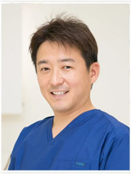 院長 歯学博士 河底 晴紀の写真