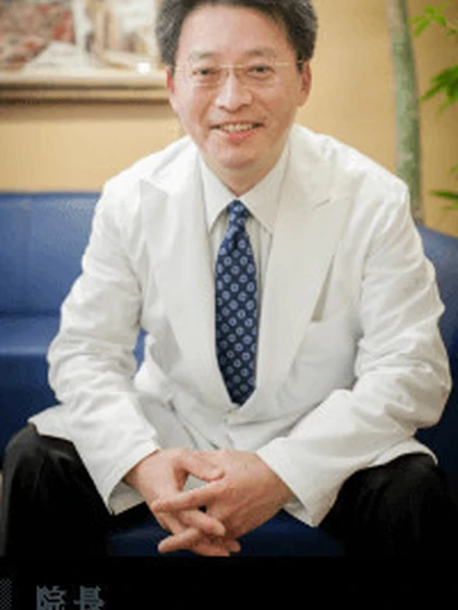 院長 医学博士 畑 快右の写真