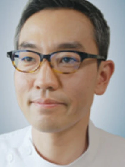 院長 岡崎 貴広の写真