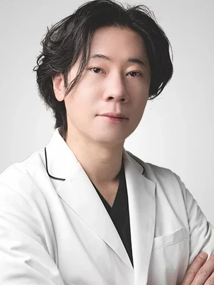 院長 院長 山崎 智徳の写真