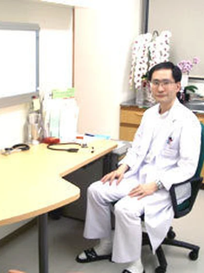 院長 医学博士 岩田 篤人の写真