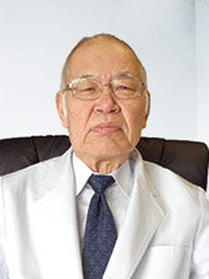 院長 万代 矩之の写真