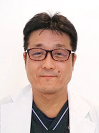 院長 医学博士、産婦人科専門医 岡崎 光男の写真