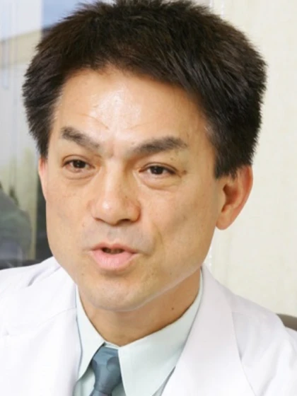 院長 医学博士 上田 孝の写真