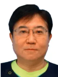 小池 右の写真