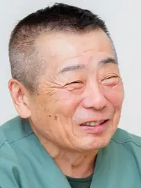 弓倉 威己の写真