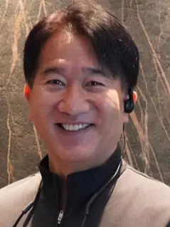 鳥潟 隆睦の写真