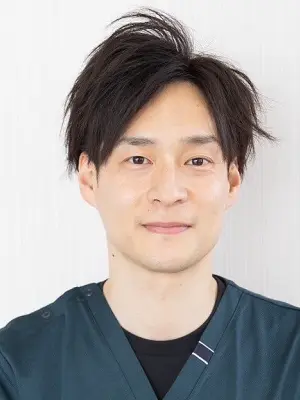 平岡 秀亮の写真