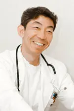 西 紀の写真