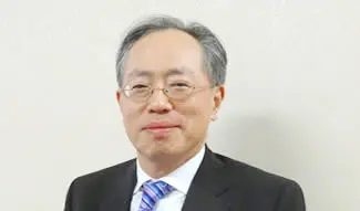 矢木 崇善の写真