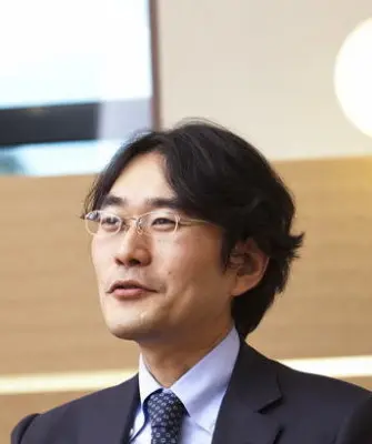木納 賢の写真