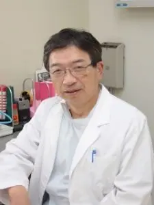 中野 芳明の写真