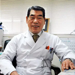 岸谷 正雄の写真