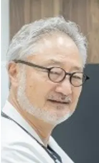 趙 成坤の写真