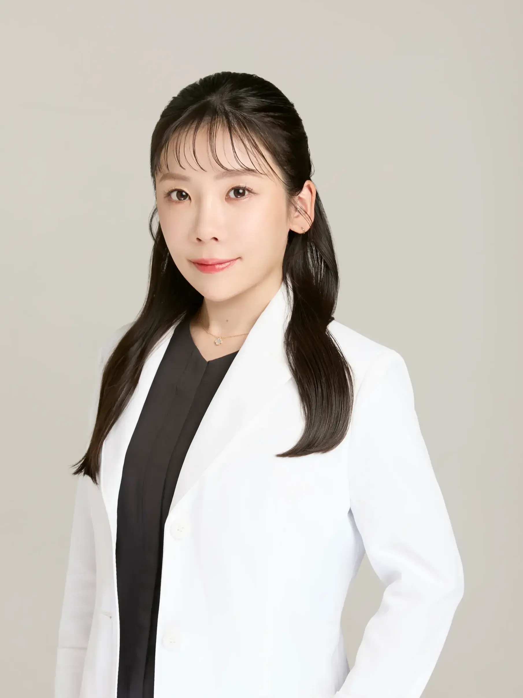 小林 由奈の写真