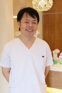 石井 善仁の写真