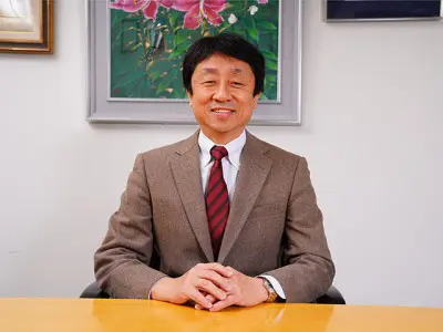 佐藤 雅彦の写真