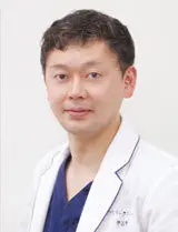 伊谷野 克佳の写真