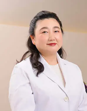 三田 麻津子の写真