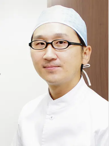 新井 是宣の写真